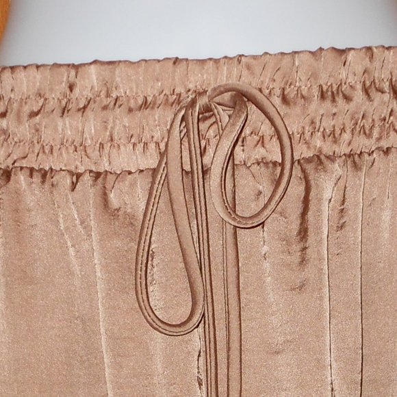 NWT!!! Bucket List Silky Cinnamon Shorts w/Inner Shorts - Picture 3 of 8